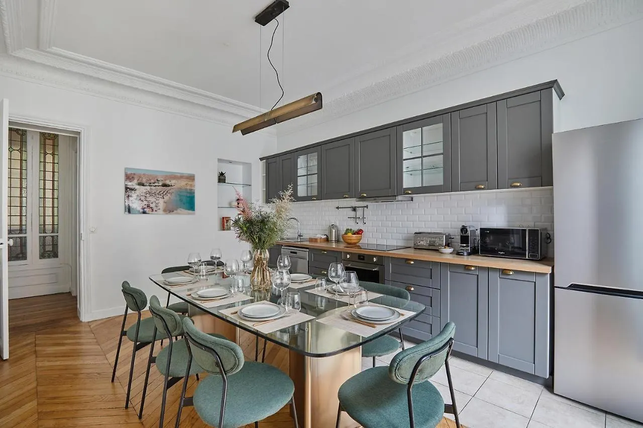 Apartment Apartement Center Of Paris By Studio Prestige