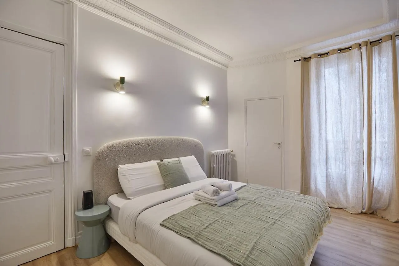 Apartement Center Of Paris By Studio Prestige Apartment
